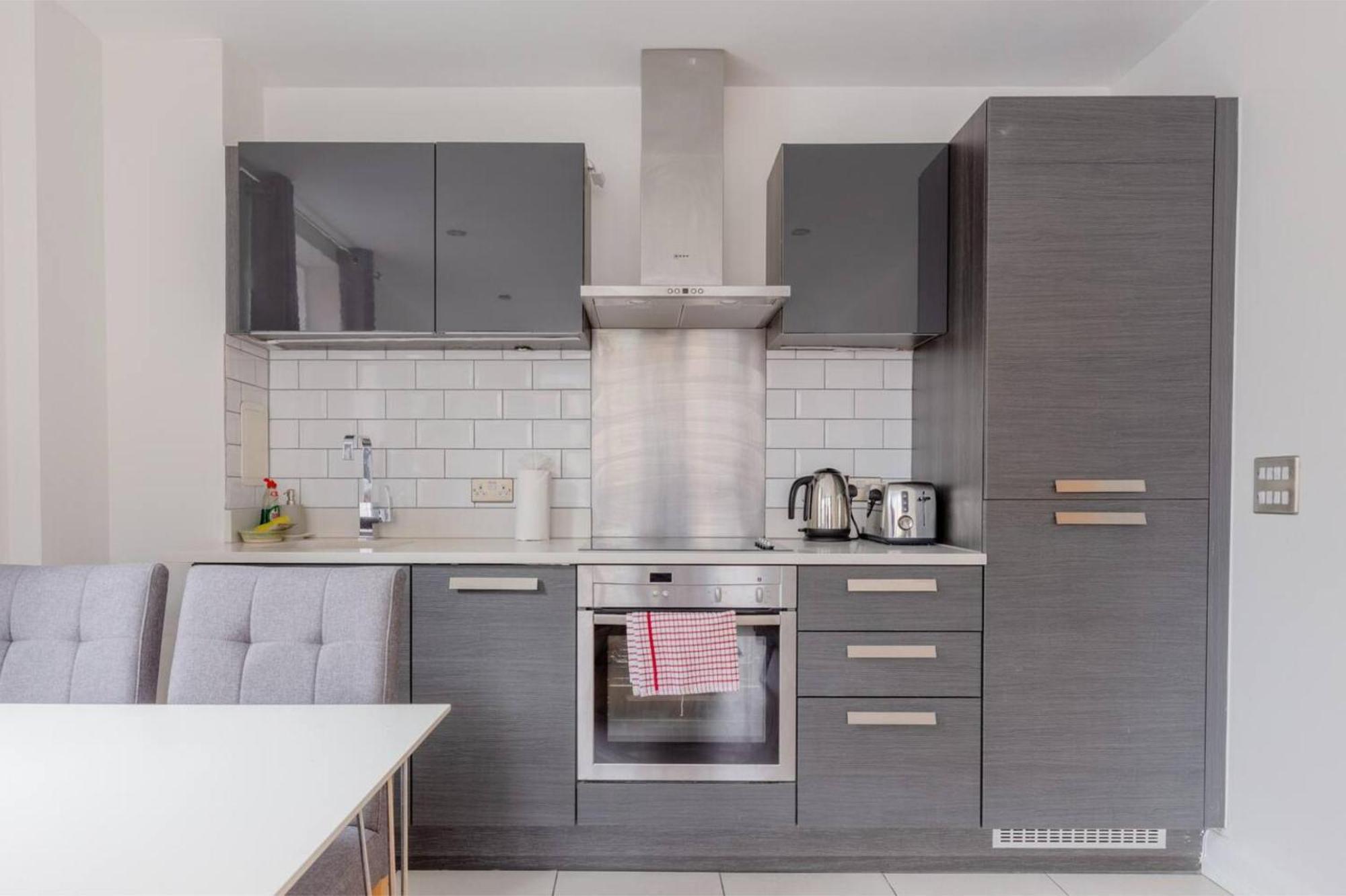 Vibrant & Inviting 1bd Flat Heart Of Haggerston! Londra